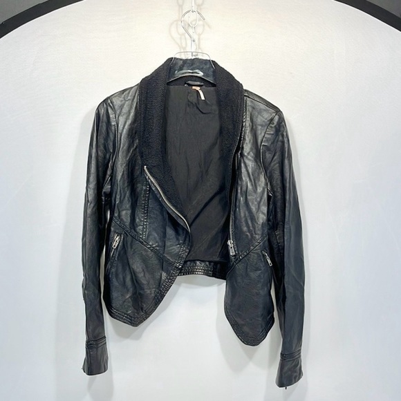 Free People Jackets & Blazers - Free People Jacket Womens Size 0 Black Asymetrical Zip Moto Faux Leather